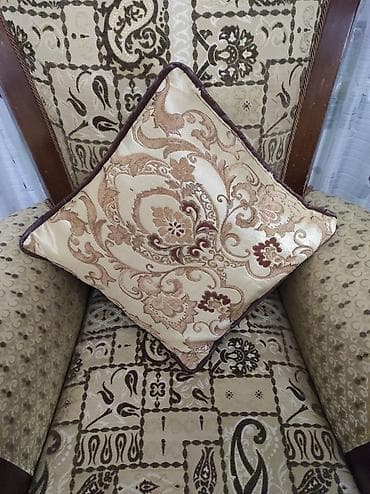 Декоративные подушки