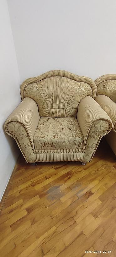 klassik divan kreslo: Б/у, Классический диван, Диван, 2 кресла, С подъемным механизмом, Раскладной — 4