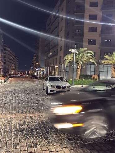 bmw oluxana baksol: Böyük manitor Boyük gozik 4 knopkadan ibaratdi Head up (elektron — 4