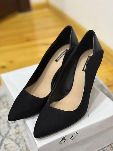 Tuflilər, Stradivarius, Ölçü: 37, rəng - Qara, İşlənmiş