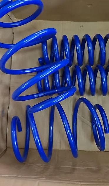 Məhsul: Avtomobil üçün mavi rəngli sport yay dəsti. BMW 330i markalı