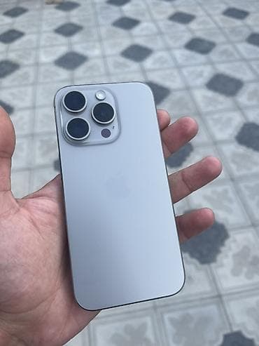 Elektronika: IPhone 15 Pro, 128 GB, Natural Titanium, Face ID — 3