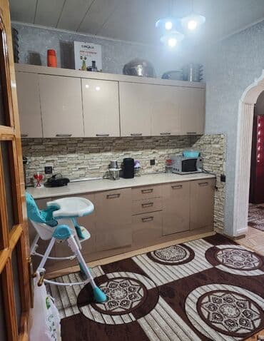 əmircan kirayə evlər: Menzil Yasamaldadi Inwaatcilar metrosunun duz cixiwindadi 3 Otaqdi 5 — 9