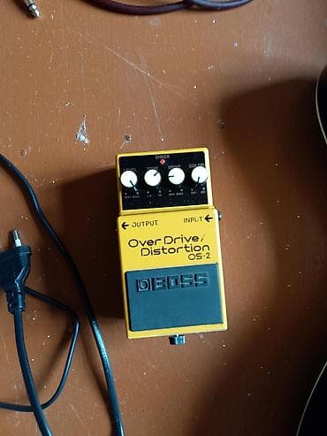 kitar: BOSS OS-2 OverDrive/Distortion gitara pedalı - İki səs xarakteri tək — 1