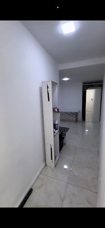 Комнаты: Nerimanovda metrodan 3/4 deq mesafede LİFE CENTİRİN arxasi qadin — 5