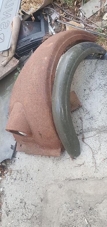 koməkci qoşqu: Məhsul: Köhnə texnika və avadanlıq hissələri dəsti Təsvir: - Metal — 1