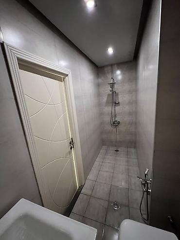 qobuda ev satilir: 6 otaqlı, Yeni tikili, 47 kv. m — 6