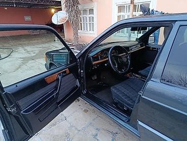 запчасти мерседес 124 бу: Mercedes-Benz 190 (W201): 2.3 л | 1993 г. Седан — 5