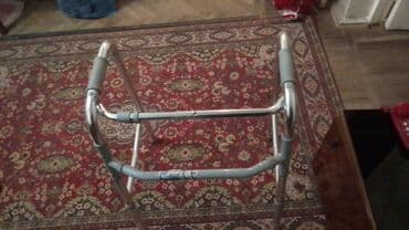 Yürümə çərçivəsi (walker) - Material: yüngül, möhkəm alüminium