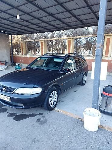 opel barter: Opel Vectra Caravan (universal) – qara rəng - Kuzov: universal — 1