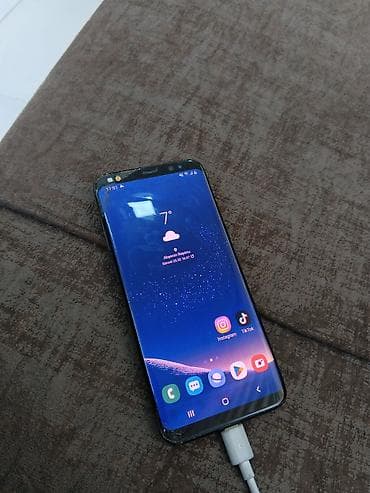 Samsung Galaxy S8, 64 GB, rəng - Qara, Qırıq lalafo.az -da Samsung Galaxy S8, 64 GB, rəng - Qara, Qırıq