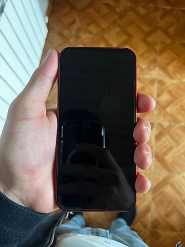 iphone 12 ucuz: IPhone 13, Qırmızı, Face ID — 2