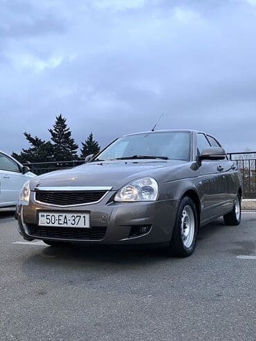 badamdar masin bazari unvan: VAZ (LADA) Priora: 1.6 l | 2016 il 140000 km Sedan — 2