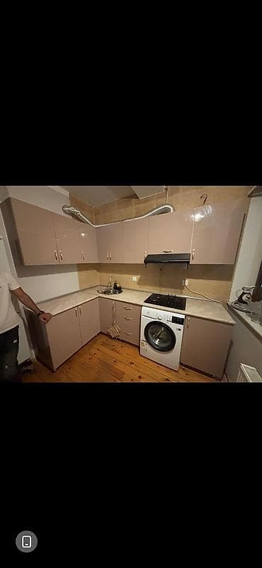 Endirim olundu Mətbəx mebeli 550₼. 3 ay istifadə olunub. Üzərində qaz