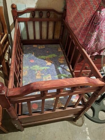 uşaqlar ucun taxta carpayılar: Oğlan və qız üçün, Dördbucaq, Beşik, Dəst ilə, Matras ilə, Yellənmə mexanizmsiz — 3