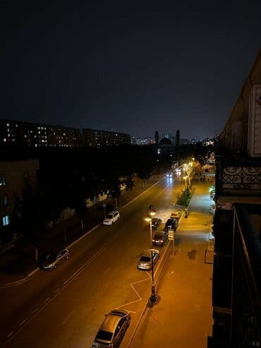 sumqayit yeni tikili binalar kredit: Bakı, Bakıxanov qəs., 3 otaqlı, Köhnə tikili, m. Neftçilər, 78 kv. m — 24