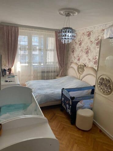 köhnə tikili bina evləri: Bakı, 3 otaqlı, Köhnə tikili, m. Memar Əcəmi, 80 kv. m — 5