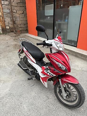 - SkY 49 CC, 50 sm3, 2024 il, 6800 km