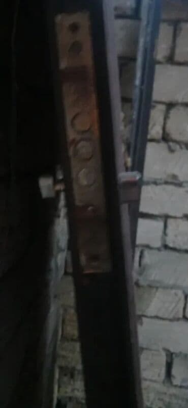 giriş qapılar: Mənzil üçün İşlənmiş Giriş qapısı Glazok ilə, Zəmanətsiz, Ödənişli quraşdırma, Ünvandan götürmə — 9