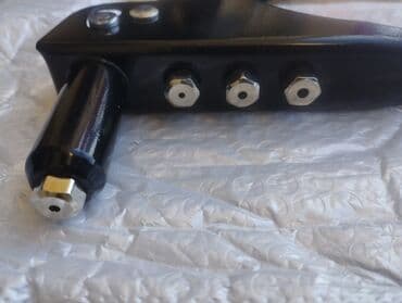 Mercedes-Benz: Pərçim aləti (kör pərçim üçün əl tipli revolver) - Material: möhkəm — 2