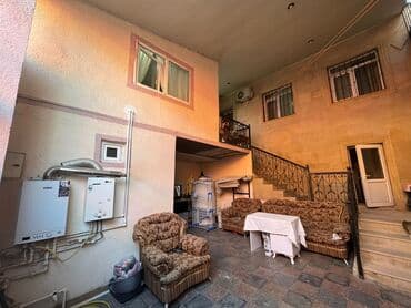 Binəqədi qəs. 3 otaqlı, 100 kv. m