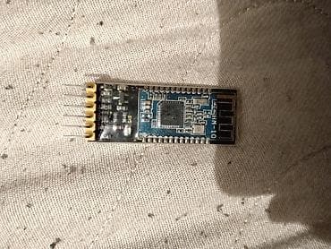 Masaüstü kompüterlər və iş stansiyaları: HM-10 Bluetooth Low Energy (BLE) modul - Model: HM-10 (üzərində — 1