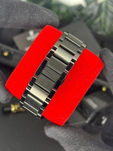 rus saati: Yeni, Qol saatı, Hublot, rəng - Qara — 4