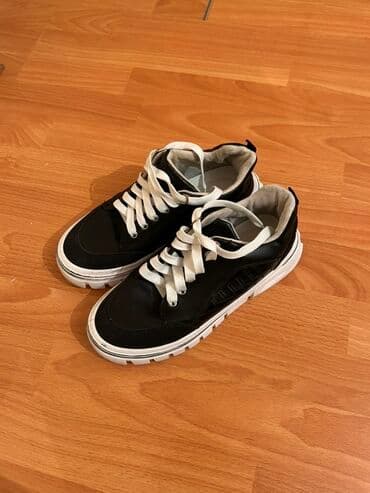 Botinkalar: 1 defe geyinilib fso. Olcu 38 — 2