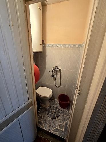 Mənzillər: 1 otaqlı, 12 kv. m — 4