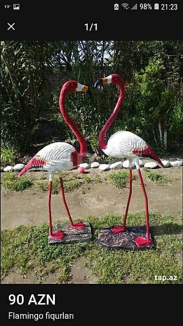 Fiqur, rəng - Qırmızı