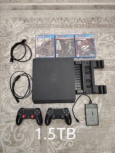 playstation pult: 🎮 PS4 Slim 1TB Tam Set – 2 Pult + 3 Oyun + Aksesuarlar 🎮 Satılır — 2