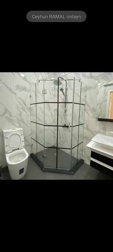 Duş kabinaları, arakəsmələr