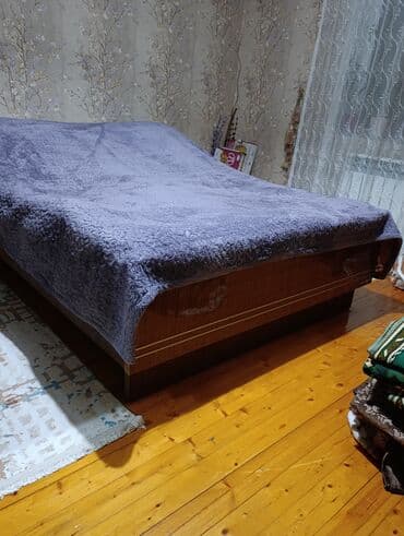 divar refleri: İkinəfərlik çarpayı, Dolab, Rusiya, İşlənmiş — 3