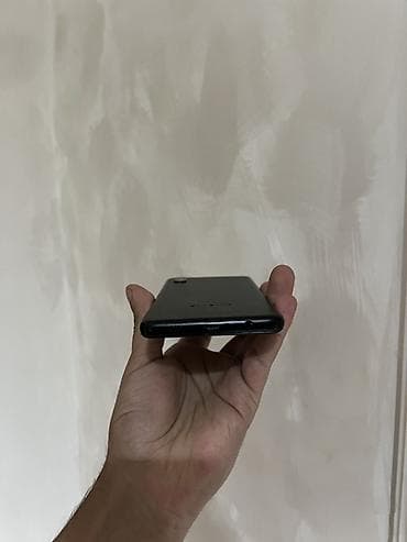 ev telfonları: Samsung Galaxy A10, 32 GB, rəng - Qara, İki sim kartlı — 10