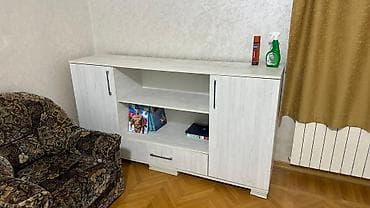 Ofis mebeli ela veziyetde baha yigilib 
Unv elmler — 2