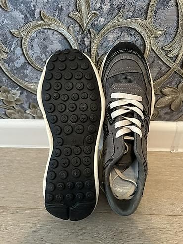 sport corablar: Kişi idman ayaqqabısı Yeni - Rəng: tünd boz/qara detallı, ağ şnur - — 4