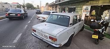 Транспорт: VAZ 2101 “Jiquli” sedan - Korpus: ağ rəng, 4 qapı, xrom bamperlər — 2