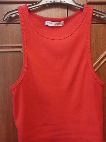 Brend: Pull&Bear Model: Ribli qolsuz top - Rəng: Parlaq qırmızı -