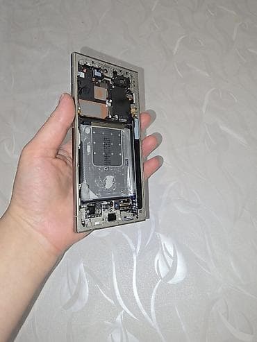 s 26 ultura: Samsung Galaxy S24 Ultranın ekranı originaldır.Telefon əlimdən düşüb — 2