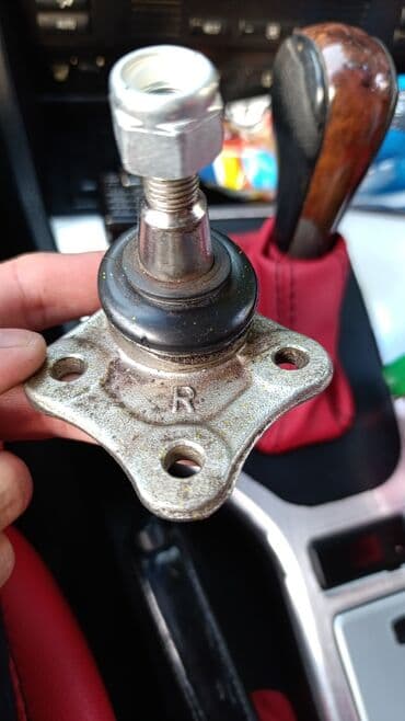 Bu, nəqliyyat vasitəsinin asma sisteminin vacib hissəsi olan şar