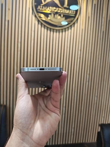 IPhone 15 Pro Max, 256 GB, Natural Titanium, Zəmanət, Simsiz şarj, Face ID — 7