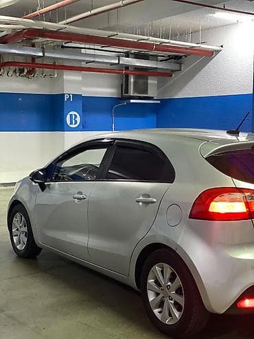 vito disk: Kia Rio: 1.4 l | 2013 il Sedan — 7