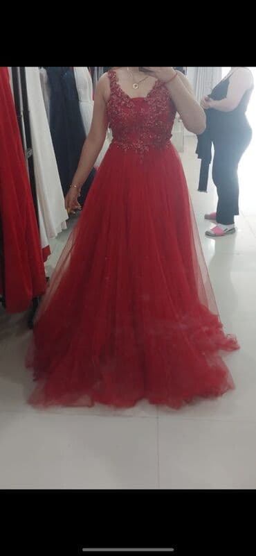 pomponlu qadın papaqları: Qırmızı ziyafət/libas - Model: A-line, yerə qədər uzunluq - Rəng — 1