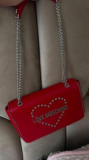 Love Moschino qadın çantası( original) - Rəng: parlaq qırmızı -