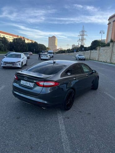 turbo az c class: Ford Fusion (sedan) – tünd boz rəng, qara diskli idman üslublu — 3