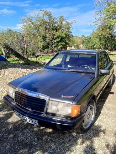 запчасти автомобиль мерседес: Mercedes-Benz 190 (W201): 2 l | 1992 il Sedan — 1