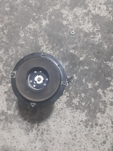 kompressor işlənmiş: Toyota camry kapresoru teze alinib qoyulmisdu usdune islekdi — 2