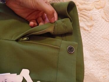 женские зеленые юбки: Брюки, S, цвет - Зеленый — 5