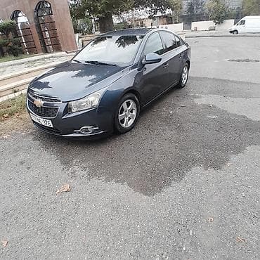 şevrolet aveo satışı: Chevrolet Cruze: 1.4 l | 2014 il 18888 km Sedan — 7