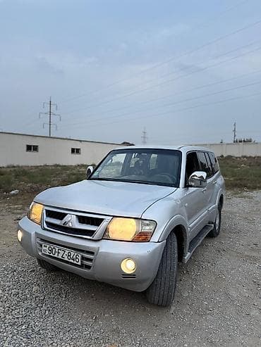 zaz satisi: Mitsubishi Pajero (gümüşü rəng), 5 qapılı SUV Texniki və xarici — 8